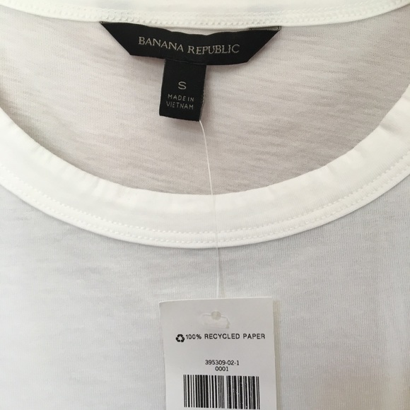 White t-shirt - Picture 3 of 3